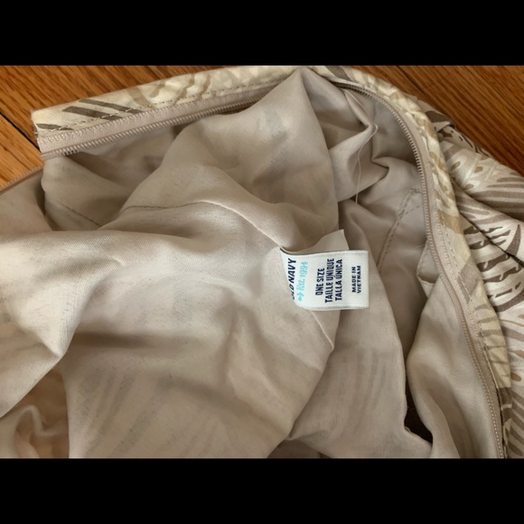 Old Navy Botanical Zip Crossbody Bag - Picture 2 of 4